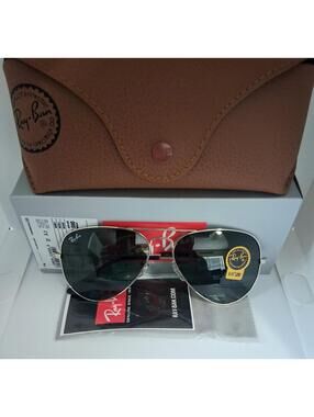 💁🏽‍♂️ Ray-Ban RB3025 Green Lens Silver Frame 58mm Sunglasses